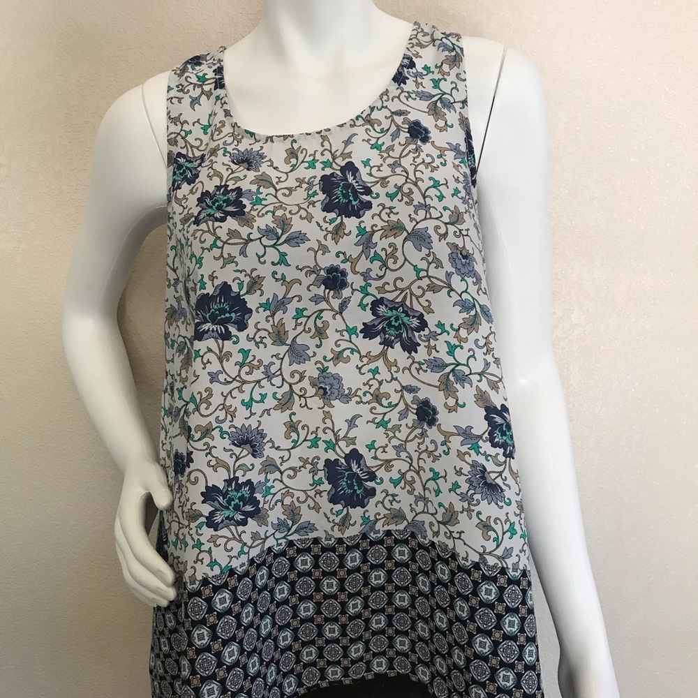 Velvet Skye Sleeveless Top Size M